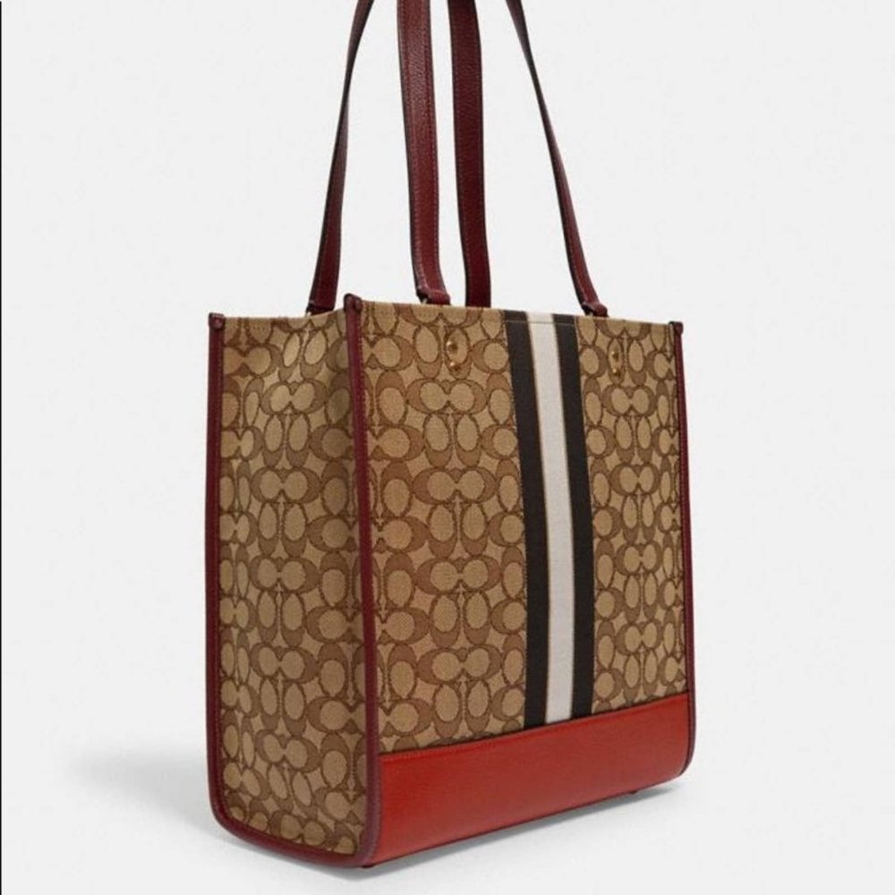 NWT💃Coach Dempsey Tote In Signature Jacquard - Picture 6 of 13